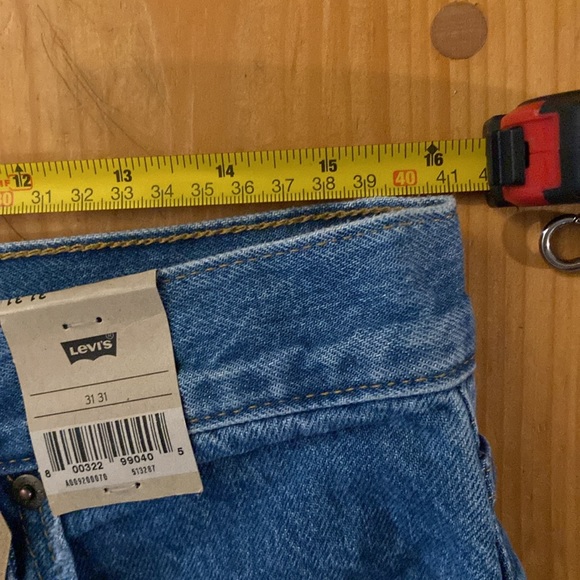 💙NWT: LEVI'S - High Waisted Straight Ripped Jean - Size 31 - Picture 14 of 14